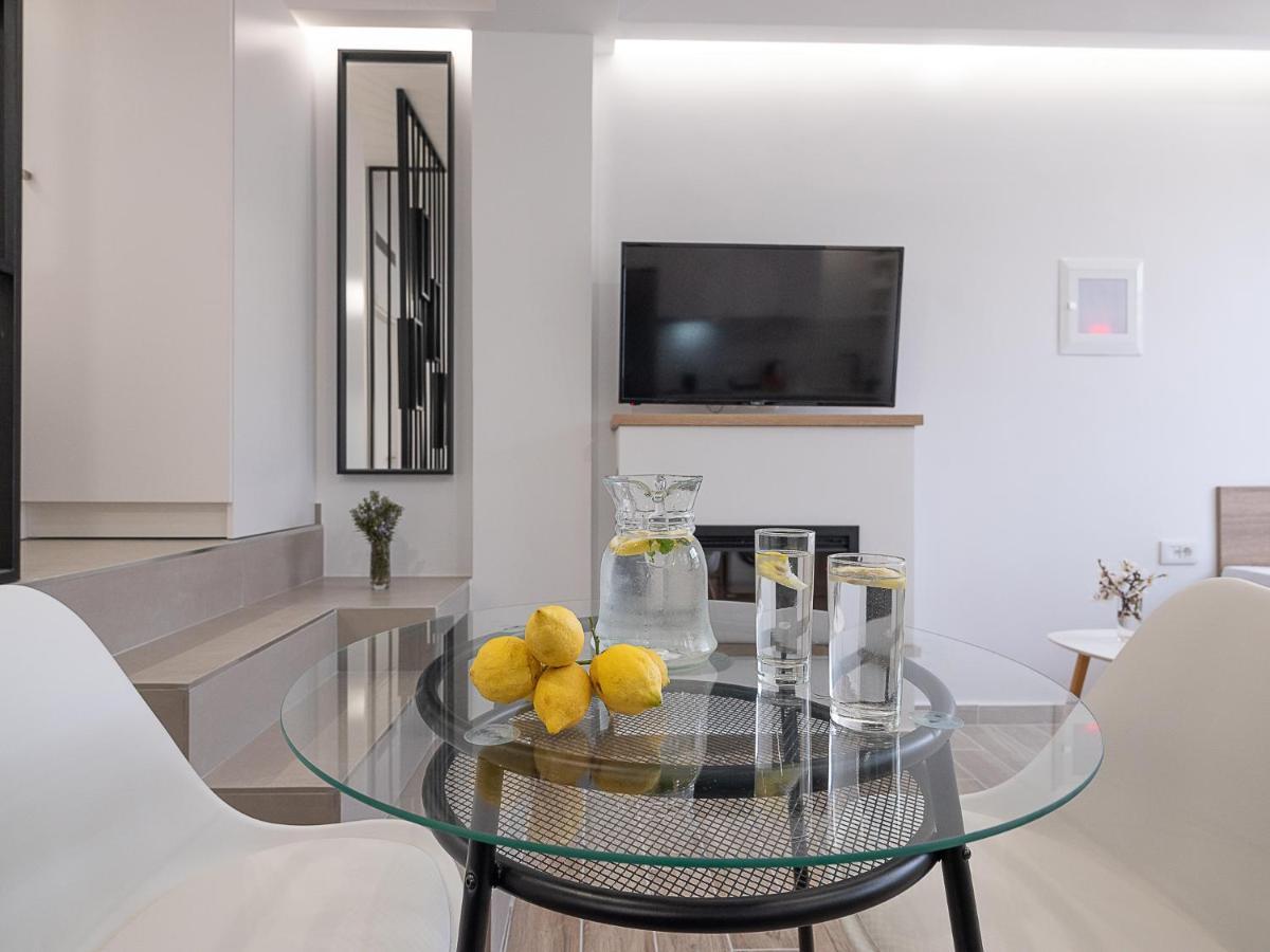 Cozy Studio In Dafnes Near To Heraklion Apartment Dhafnes Luaran gambar